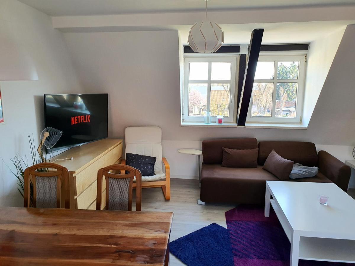 Grosses Offenes Loft Oder Kleine Gemuetliche Wohnung Mit Balkon Wolmirstedt Ngoại thất bức ảnh