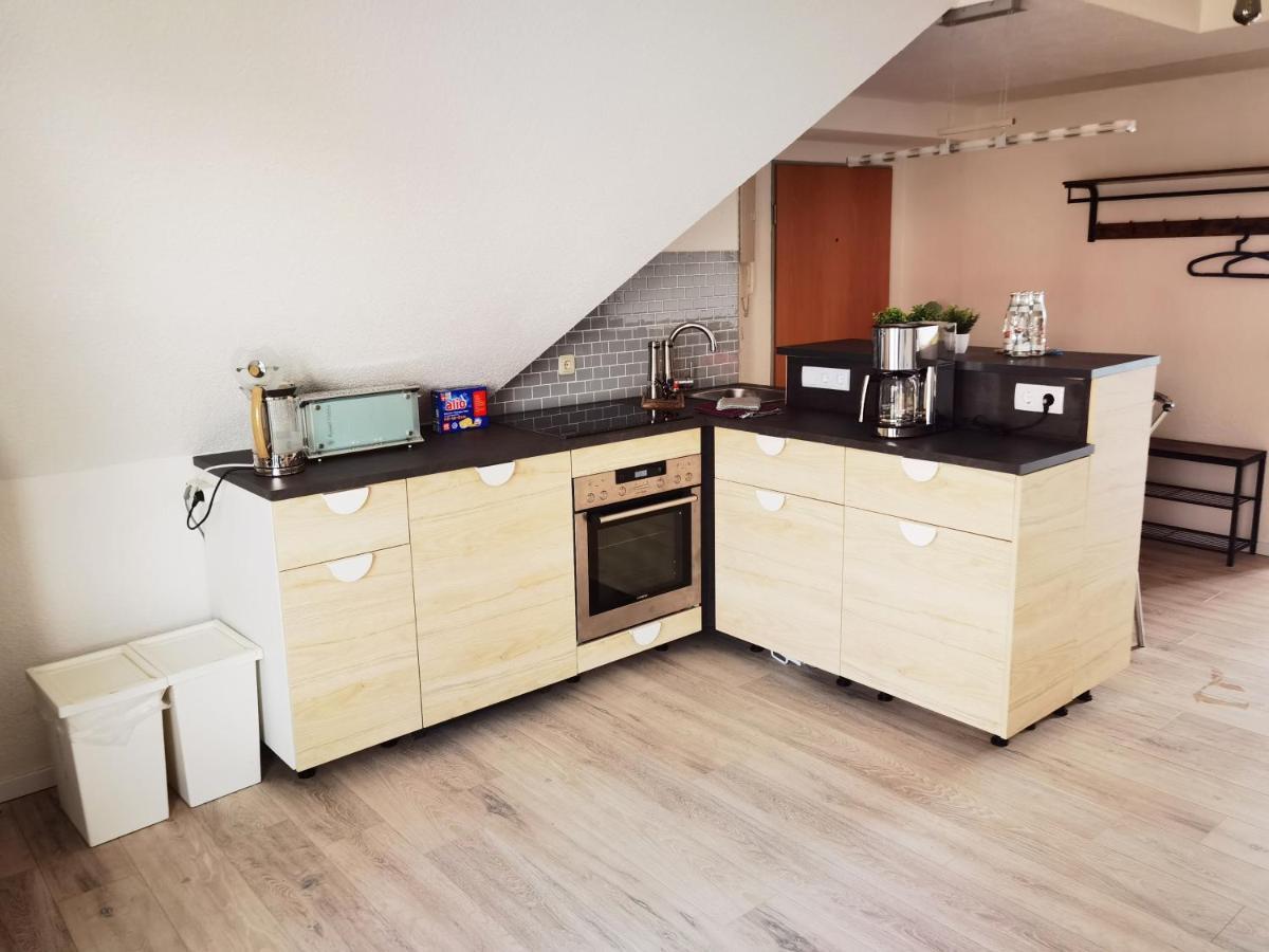 Grosses Offenes Loft Oder Kleine Gemuetliche Wohnung Mit Balkon Wolmirstedt Ngoại thất bức ảnh