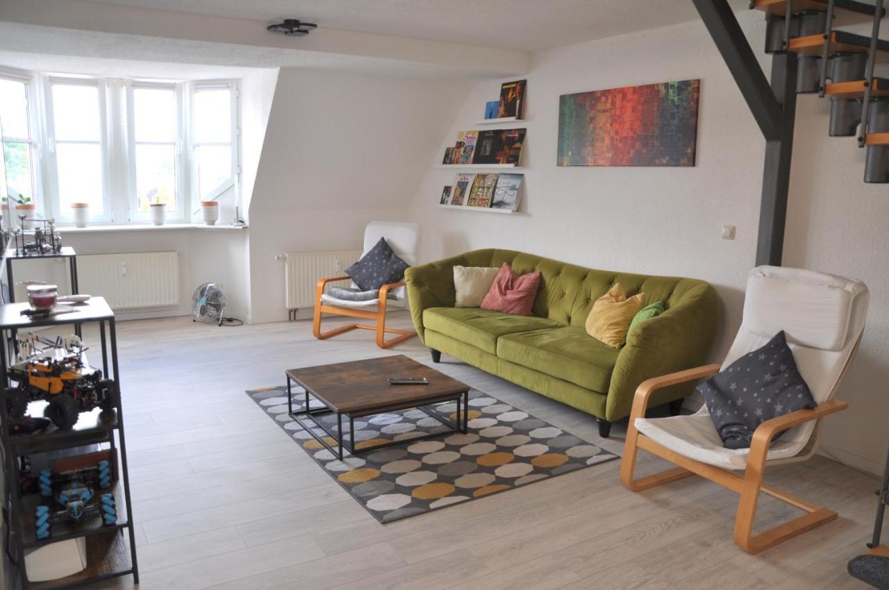 Grosses Offenes Loft Oder Kleine Gemuetliche Wohnung Mit Balkon Wolmirstedt Ngoại thất bức ảnh