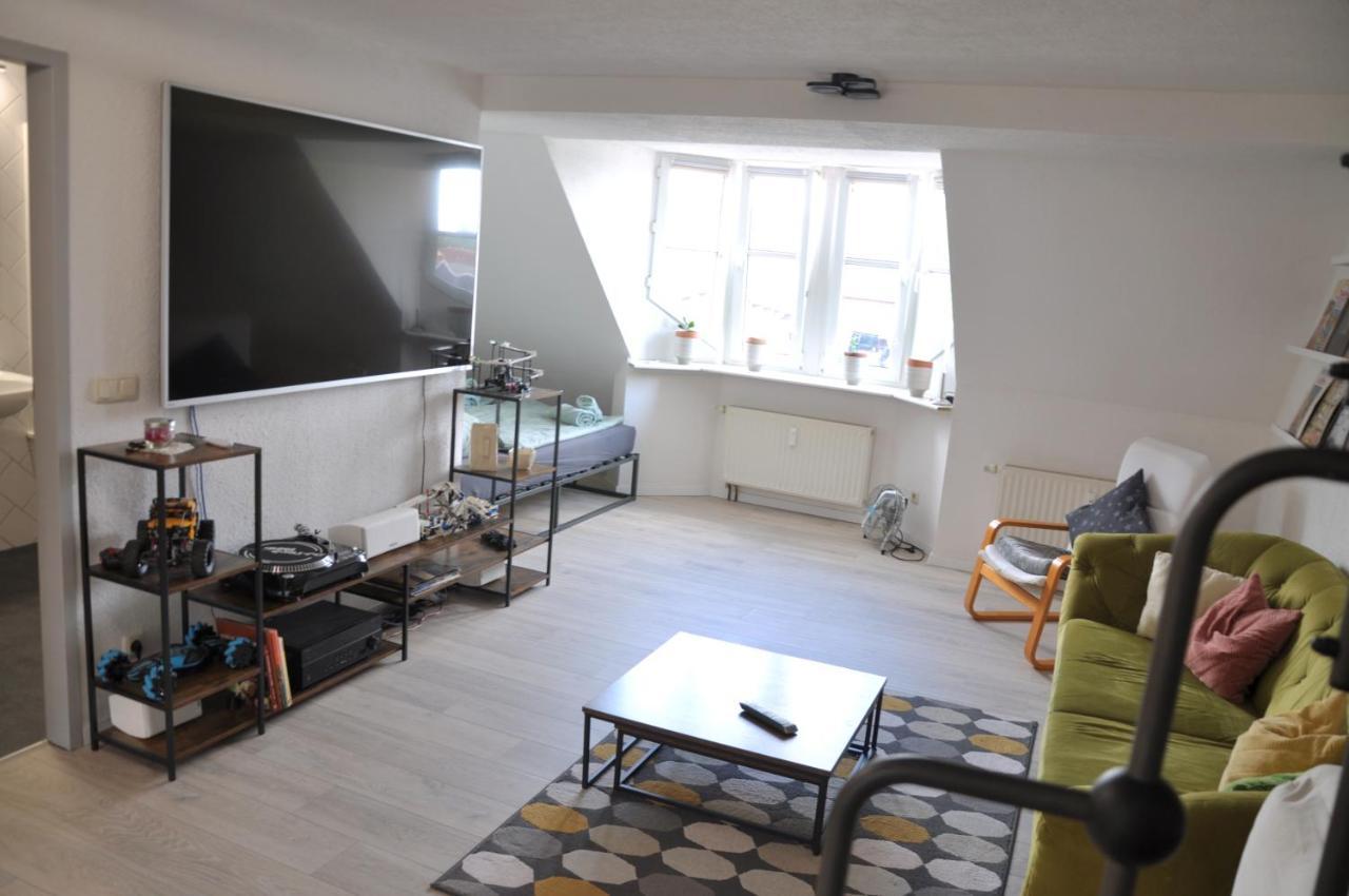 Grosses Offenes Loft Oder Kleine Gemuetliche Wohnung Mit Balkon Wolmirstedt Ngoại thất bức ảnh