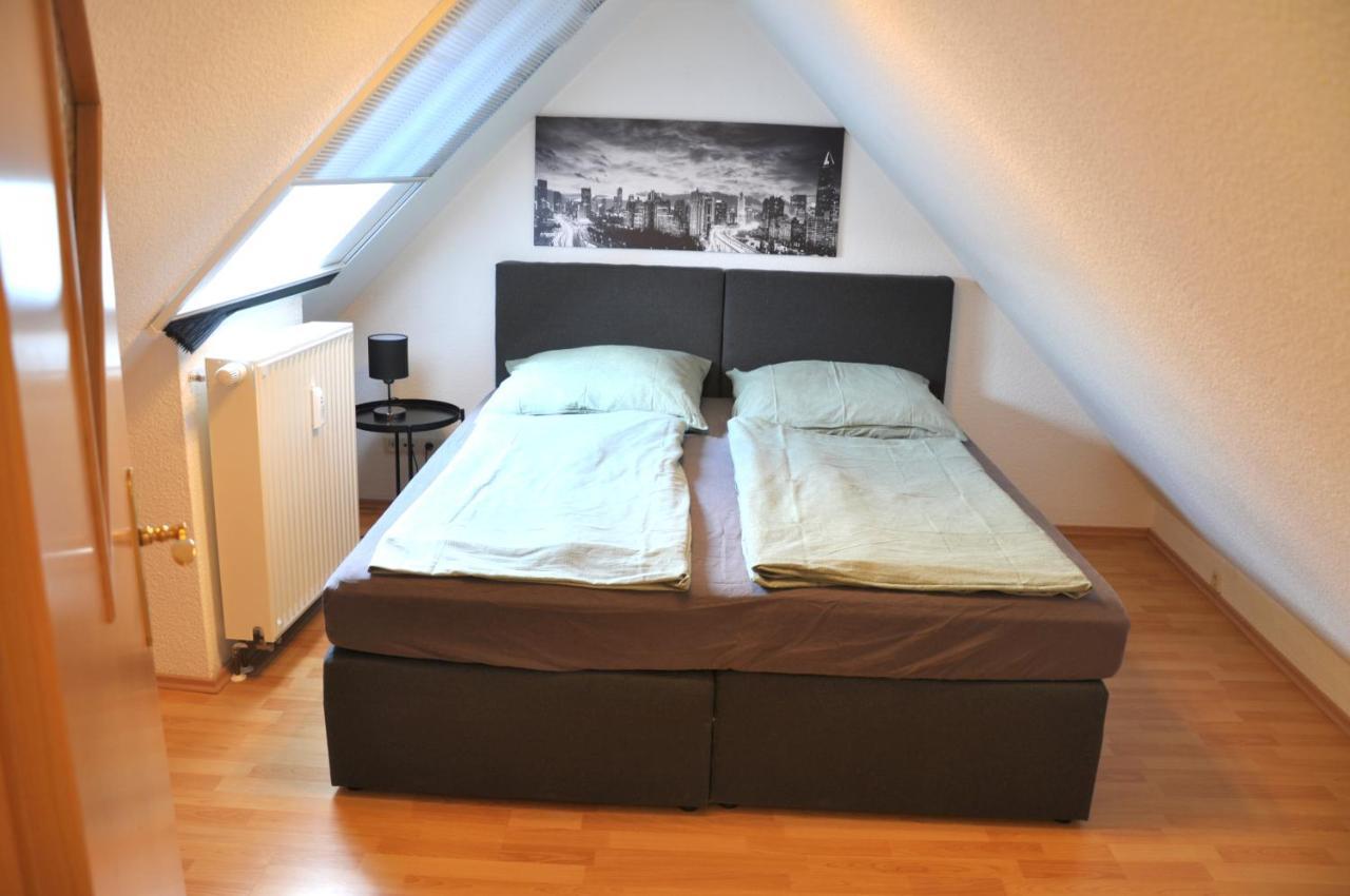 Grosses Offenes Loft Oder Kleine Gemuetliche Wohnung Mit Balkon Wolmirstedt Ngoại thất bức ảnh